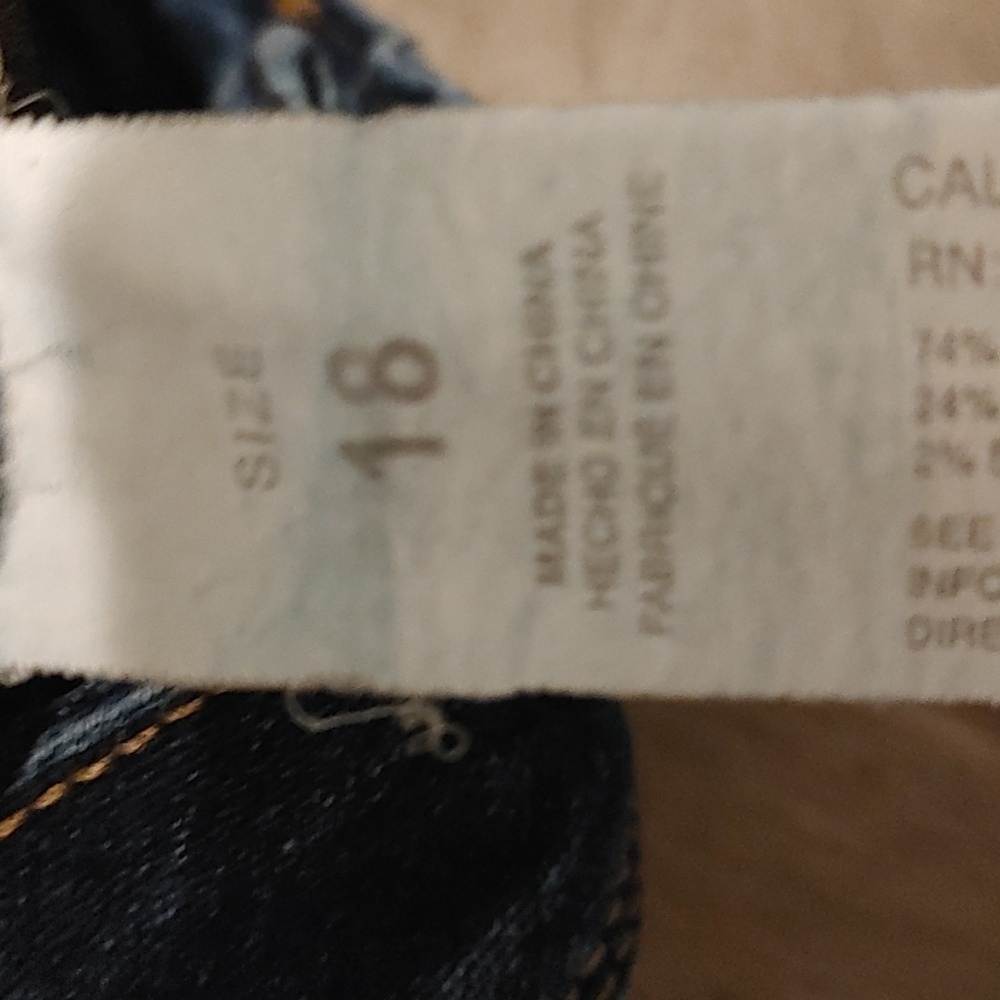 Women's Size 18 Dark Blue Distressed Cropped Ankle Jeans Plus Size - Picture 5 of 5